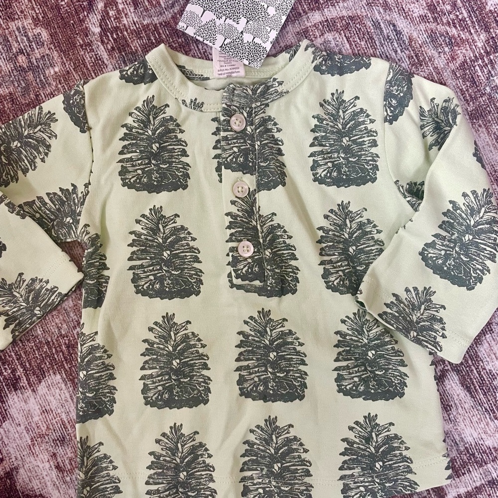 Kate Quinn Forest Print Long Sleeve Tee - Olive